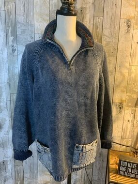 Men's Navy Half-Zip Knit Sweater with Front Pockets